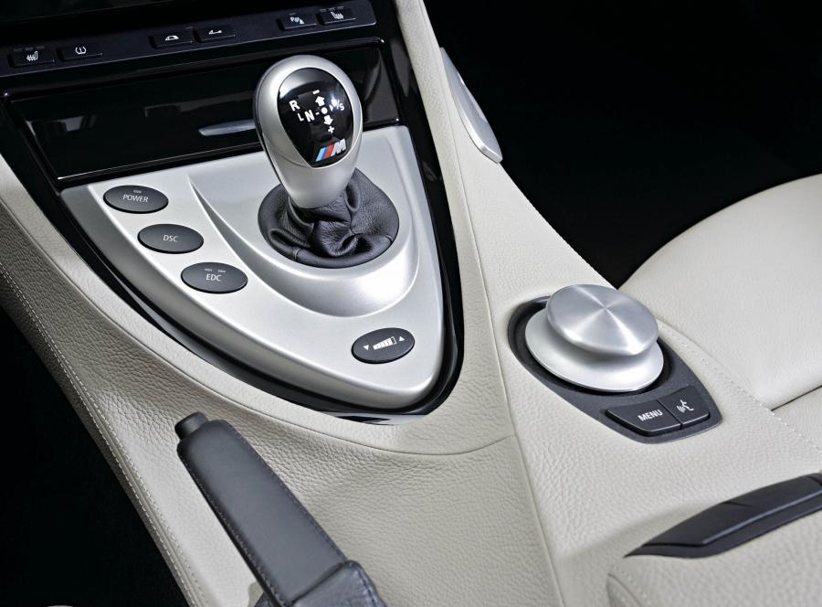  BMW M6 Convertible 2007 года  (фото 54 из 89)